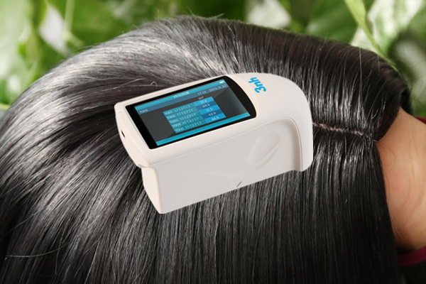 假发的光泽度测试